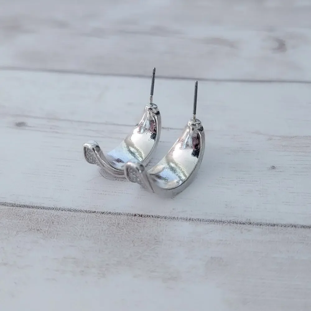 Other curved glittery